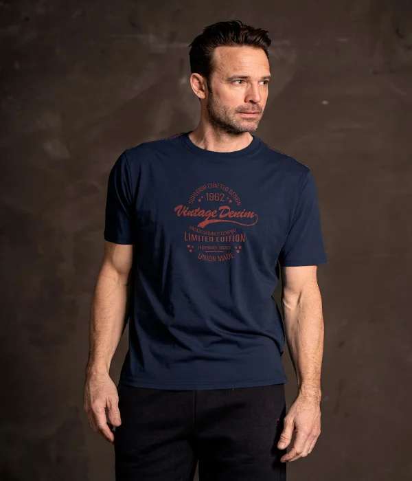 T-SHIRT ΜΕ ΣΤΑΜΠΑ NAVY